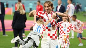 Momen Modric Ajak Anak Rayakan Kroasia Finis Ketiga Piala Dunia 2022