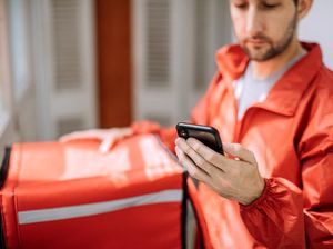 Kena Orderan Fiktif, Ojol Ini Antar Daging Babi ke Keluarga Muslim