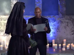 Penyanyi Ini Nikah dengan Hantu, Tuduh Suaminya Kacaukan Bulan Madu