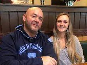 Rezeki Nomplok! Pelayan Restoran Ini Dapat Tip Rp 20,3 Juta