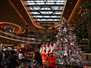 Suasana Natal Hiasi Central Market PIK Jakarta Suasana Natal Hiasi Central Market PIK Jakarta