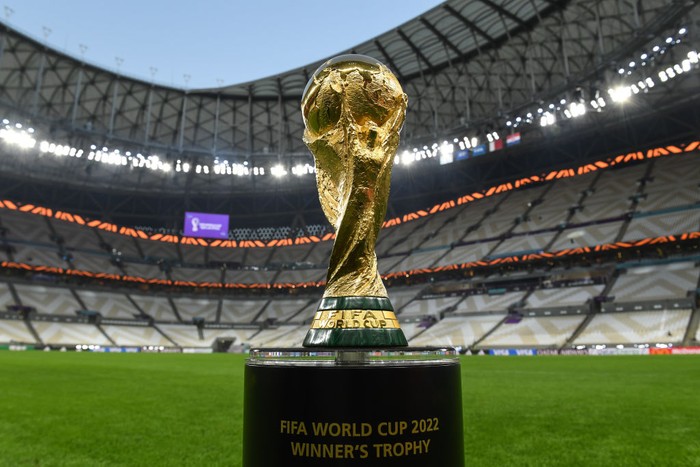 Trofi Piala Dunia LUSAIL CITY, QATAR - DECEMBER 14: The World Cup trophy pictured inside Lusail Stadium on December 14, 2022 in Lusail City, Qatar. (Photo by David Ramos - FIFA/FIFA via Getty Images)USAGE INSTRUCTIONSThe FIFA World Cup Winner's trophy is FIFAβs IP and use of this images must be approved by FIFA. Furthermore, all uses and publications of this image must not crop the plinth, the designation on the plinth must remain fully legible.