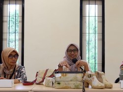 Dari Surabaya dan Pasuruan, Kain Perca & Dedaunan Ini Jadi Ladang Uang