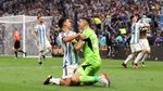 Emi Martinez Bergoyang, Prancis pun Terjengkang