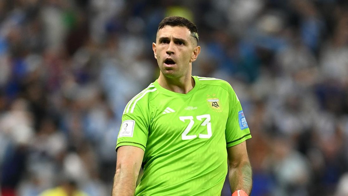 Aksi Emi Martinez di Final Piala Dunia 2022 dinilai kelewatan (FIFA via Getty Images/David Ramos - FIFA)
