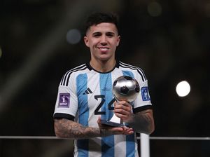 Enzo Fernandez Diyakini Tidak ke Chelsea karena Ini