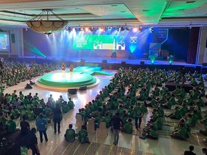 Grab Beri Apresiasi Mitra, Pekerja Transportasi dan Pelaku UMKM