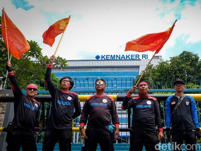 Hari Migran Internasional, Partai Buruh Demo di Depan Kemnaker