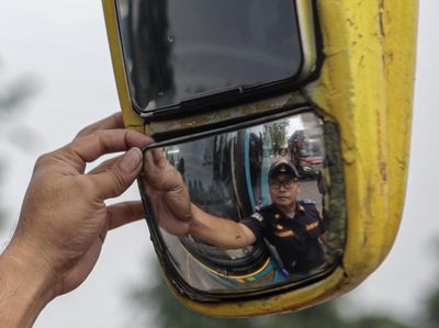 Jelang Nataru, Bus-bus Mulai Diperiksa Kesehatannya