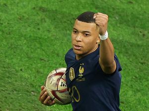 Hat-trick di Final Piala Dunia: Mbappe Susul Geoff Hurst