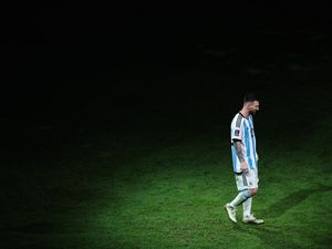 Messi Akhirnya Menamatkan Sepakbola