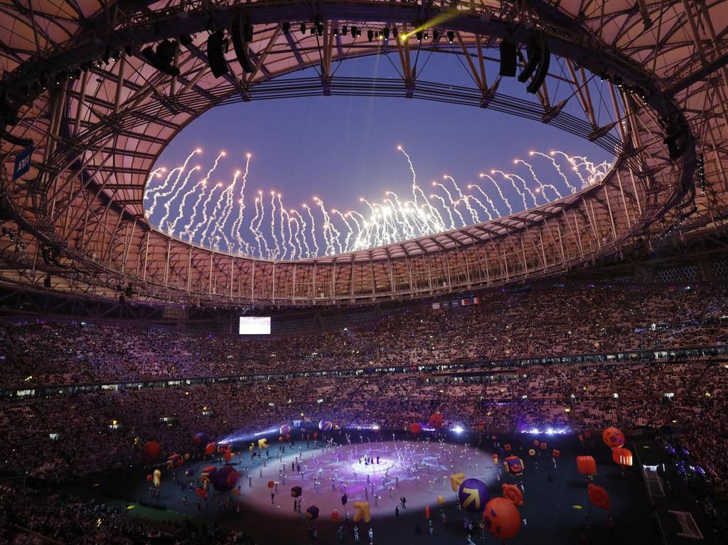 Lihat Lagi Meriahnya Penutupan Piala Dunia 2022 Lihat Lagi Meriahnya Penutupan Piala Dunia 2022