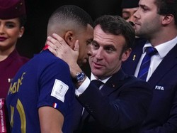 Saat Kylian Mbappe Disemangati Presiden Prancis