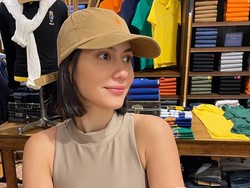 Cuaca Buruk, Pevita Pearce Terbang 6 Jam Bali-Jakarta