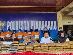 Polresta Pekanbaru Tangkap 73 Kg Ganja Akan Diedarkan saat Tahun Baru
