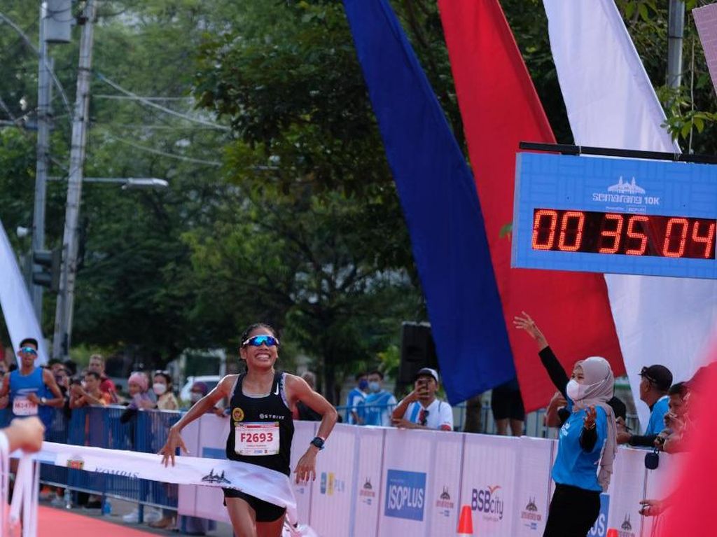 Pelari PORBIN Pecahkan Rekor Pribadi di Lomba Maraton Semarang 10K