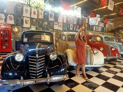 Wisata Otomotif di Kebon Vintage Bali, Hadirkan 160 Mobil Klasik