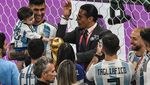 Salt Bae Pegang-Kecup Trofi Piala Dunia, Bikin Netizen Panas!
