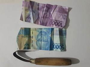 Pria di Banyuwangi Tega Sayat Leher Anak Majikan Demi Curi HP Pria di Banyuwangi Tega Sayat Leher Anak Majikan Demi Curi HP