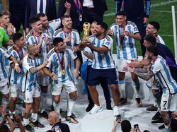 John Terry Ejek Aguero yang Kurang Total Ikut Selebrasi Argentina