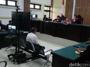 Pengadilan Tinggi Jatim Perberat Hukuman Bos Tambang Ilegal di Pasuruan Pengadilan Tinggi Jatim Perberat Hukuman Bos Tambang Ilegal di Pasuruan