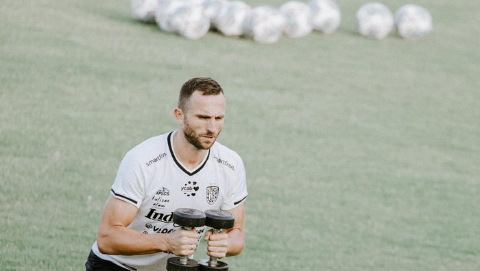 Striker Bali United, Ilija Spasojevic, dipanggil ke Timnas Indonesia.