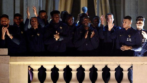 Timnas Prancis Tetap Disambut Hangat di Rumah Sendiri