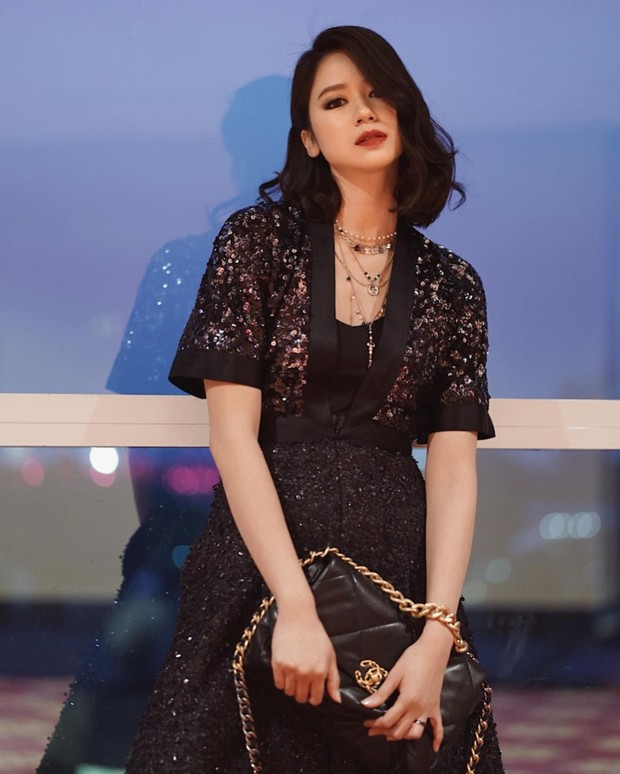 Gaya fashion Laura Basuki/Foto: Instagram.com/Laurabas Gaya fashion Laura Basuki