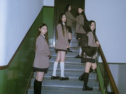 NewJeans Donasikan Penjualan Album untuk Anak Tuna Rungu