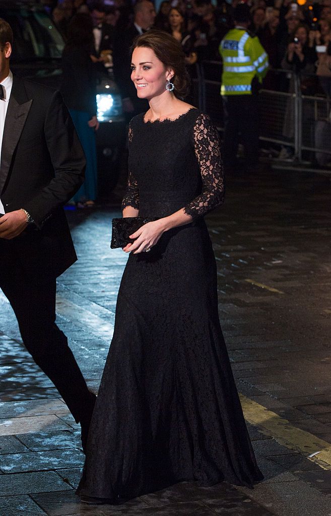LONDON, ENGLAND - NOVEMBER 13:  Catherine, Duchess of Cambridge attends The Royal Variety Performance at the London Palladium on November 13, 2014 in London, England.  (Photo by Samir Hussein/WireImage)