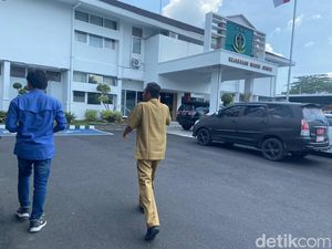 Kadispora Jember Diperiksa Kejari, Dalami Dugaan Korupsi Porprov Jatim VII? Kadispora Jember Diperiksa Kejari, Dalami Dugaan Korupsi Porprov Jatim VII?