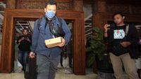 KPK Amankan Koper dan Ransel Usai Geledah Gedung DPRD Jatim