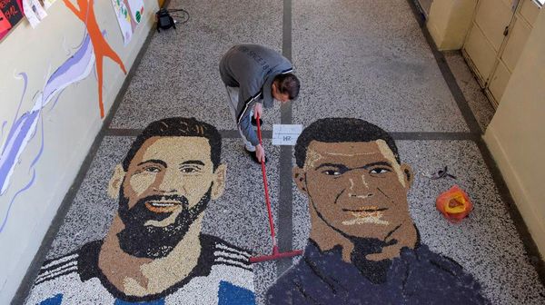 Kreatif! Seniman Kosovo Sulap Biji-bijian Jadi Wajah Messi dan Mbappe