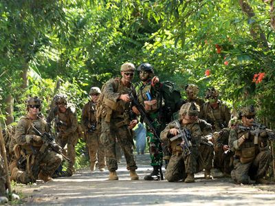 Intip Latihan Operasi Marinir Indonesia-AS di Situbondo