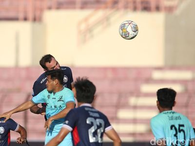 Madura United Libas Arema FC 2-0