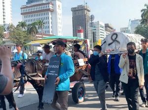 Makna Delman-Keranda dalam Aksi Mahasiswa Kritik KUHP Makna Delman-Keranda dalam Aksi Mahasiswa Kritik KUHP