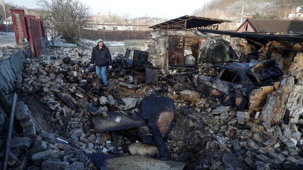 Penampakan Sisa-sisa Serangan Drone di Kiev Ukraina