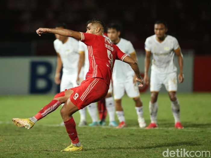 Persija Vs Dewa United