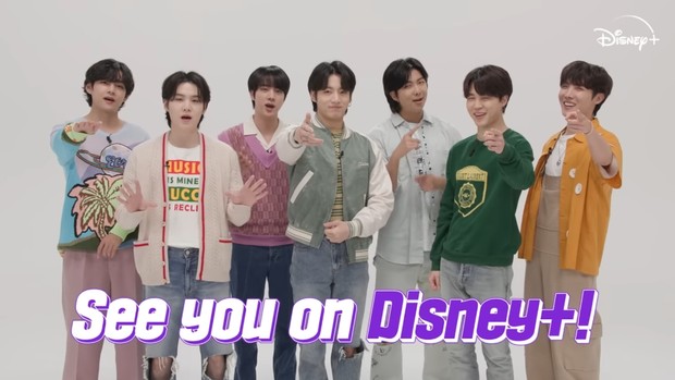 Potret BTS dalam video promosi serial dokumenter BTS Monuments Beyond The Star