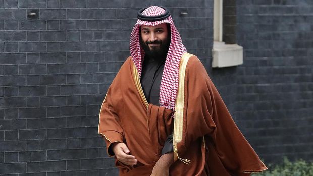 Saudi Arabia's Crown Prince Mohammed bin Salman arrives at 10 Downing Street, in central London on March 7, 2018 for a meeting with Britain's Prime Minister Theresa May. - British Prime Minister Theresa May will 