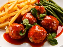 3 Resep Bola-bola Daging Saus Spesial Untuk Sajian Natal Keluarga