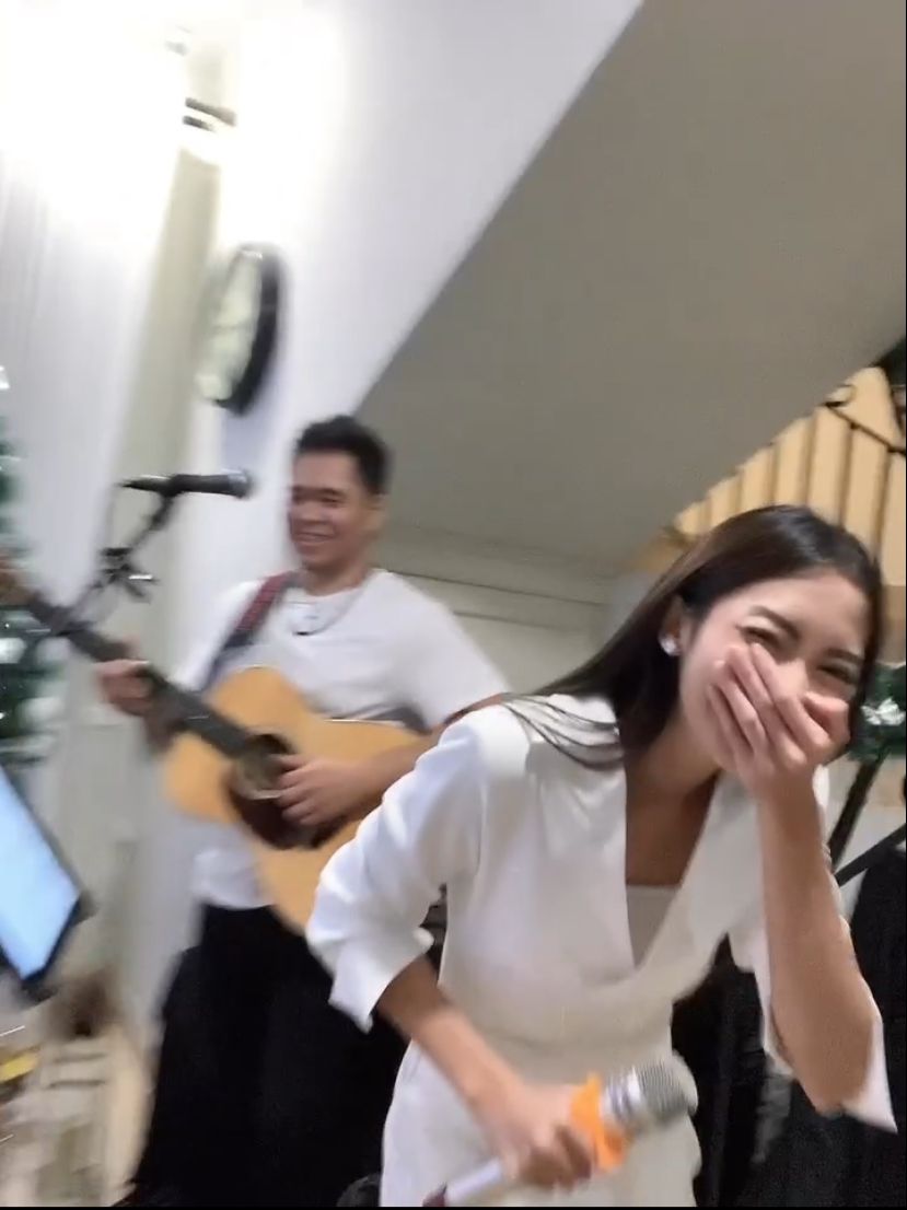 Ririn Dwi Ariyanti Rayakan Natal Bersama Keluarga Ijonk Ririn Dwi Ariyanti Rayakan Natal Bersama Keluarga Ijonk