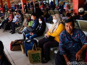 Lokasi Vaksin COVID-19 di Terminal dan Stasiun Jelang Libur Nataru Lokasi Vaksin COVID-19 di Terminal dan Stasiun Jelang Libur Nataru