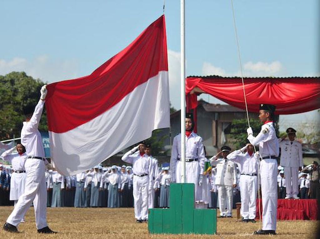 Bendera, Sejarahnya dari Peradaban Kuno hingga Bentuk dan Fungsinya Bendera, Sejarahnya dari Peradaban Kuno hingga Bentuk dan Fungsinya