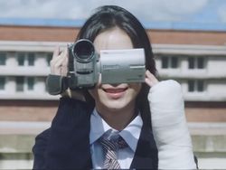 K-Pop Highlight 2022: Girlband Rookie Berjaya hingga Ricuh Konser Korea