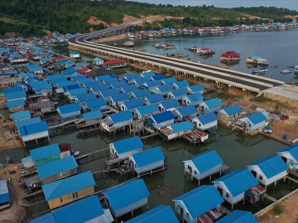 Horee... Warga Pesisir Toronipa Dapat Rumah dan Jalan Penghubung Baru