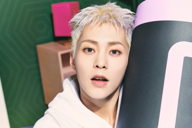 Xiumin dalam album Brand New/Foto: soompi.com Xiumin dalam album Brand New