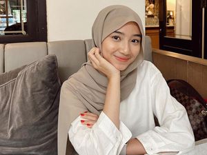 Ansellma Putri Berdamai Secara Fisik dan Mental Lewat Jerawat Ansellma Putri Berdamai Secara Fisik dan Mental Lewat Jerawat