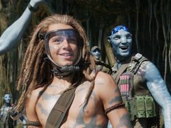 Avatar 2 Resmi Jadi Film Terlaris Ke-5 dan Kalahkan Avengers: Infinity War