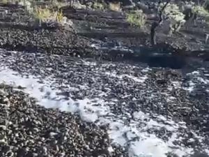 2 Kali Bongkahan Es Ditemukan di Gunung Rinjani, Pendaki Diminta Waspada